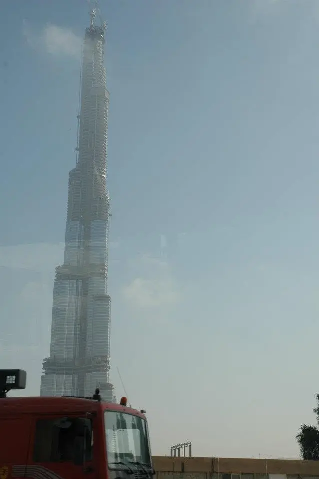 Burj Khalifa während der Bauphase in Dubai